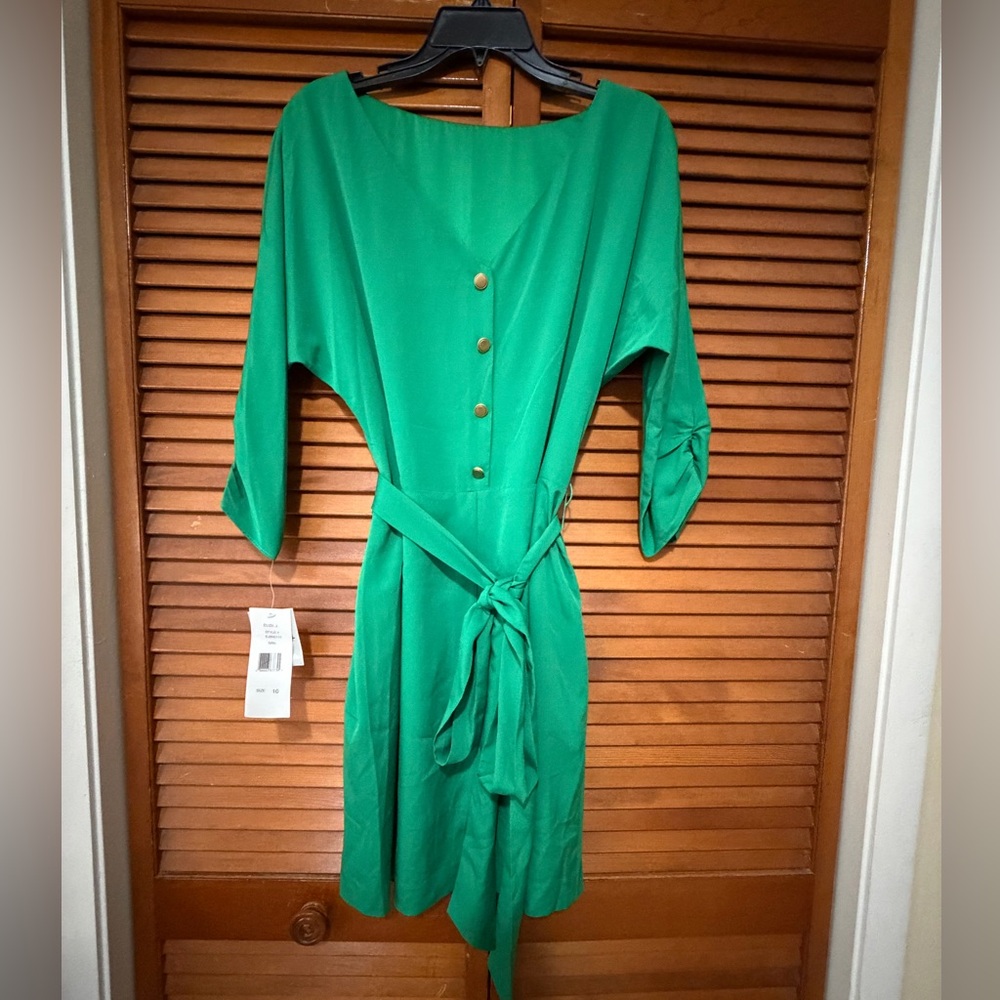 Eliza J Green Midi Dress with Back Gold Button Detail, NWT, Size 10